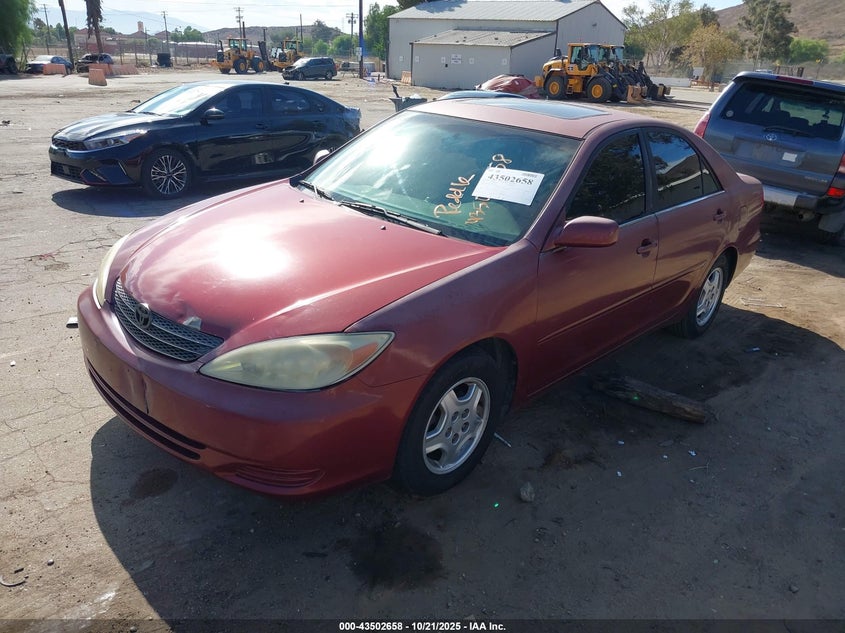4T1BF32K12U020966 2002 TOYOTA CAMRY photo no. 2