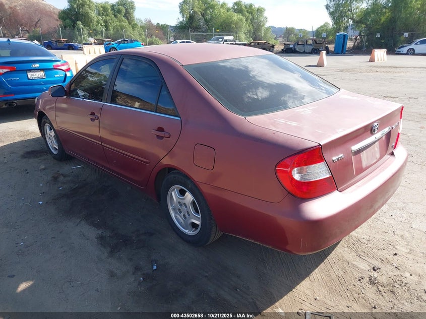 4T1BF32K12U020966 2002 TOYOTA CAMRY photo no. 3
