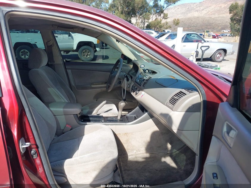 4T1BF32K12U020966 2002 TOYOTA CAMRY photo no. 5