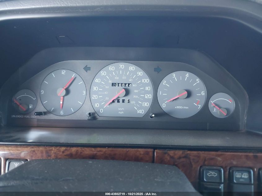 1998 Volvo S90 VIN: YV1KS9606W1123796 Lot: 43502719