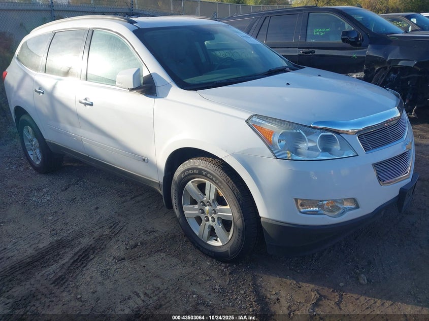 CHEVROLET TRAVERSE LT