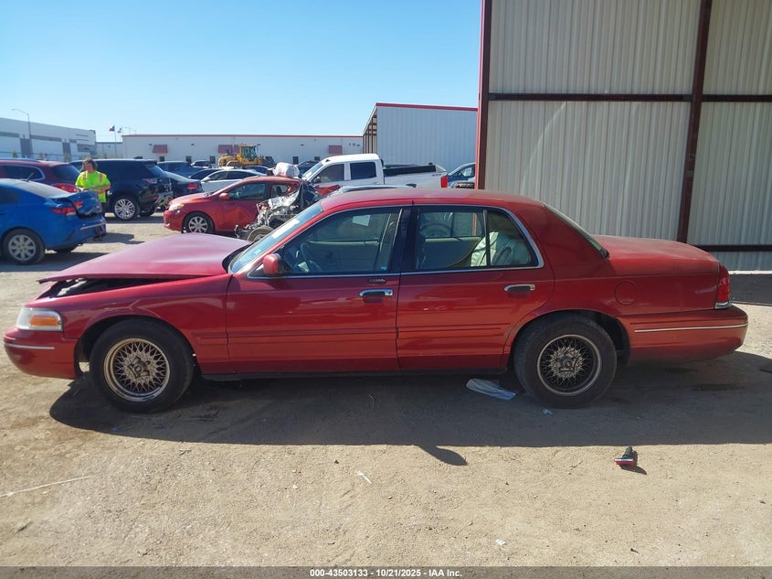 2001 Ford Crown Victoria Lx VIN: 2FAFP74W71X121288 Lot: 43503133