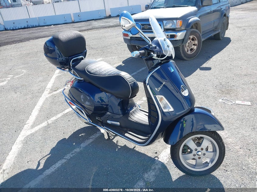 ZAPM459L8C5800647 2012 Vespa Gts 300 Super auction photo 1