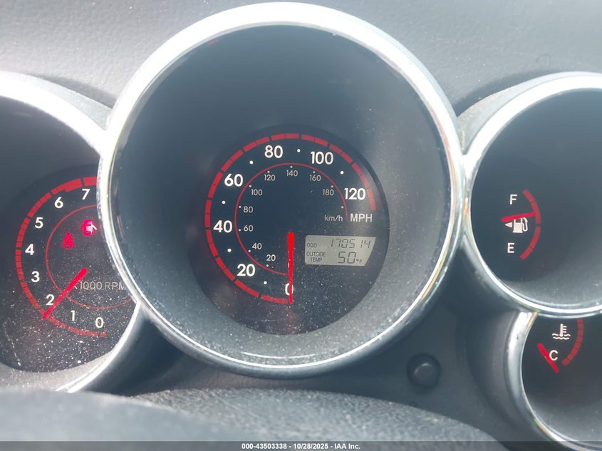2T1LR32E66C557717 2006 TOYOTA MATRIX photo no. 7