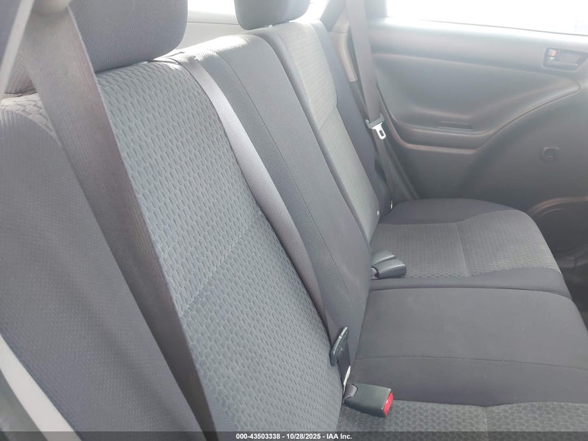 2T1LR32E66C557717 2006 TOYOTA MATRIX photo no. 8