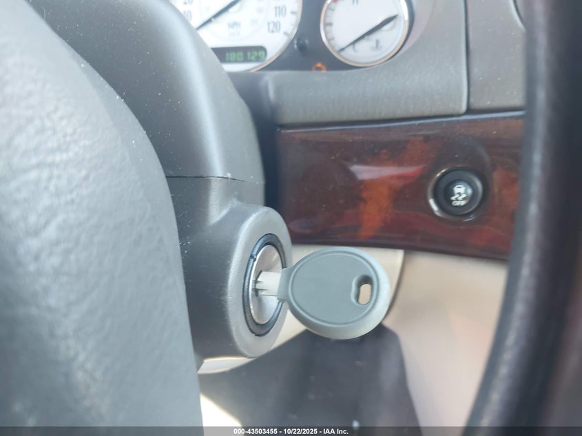 2004 Chrysler 300M VIN: 2C3HE66G94H616619 Lot: 43503455