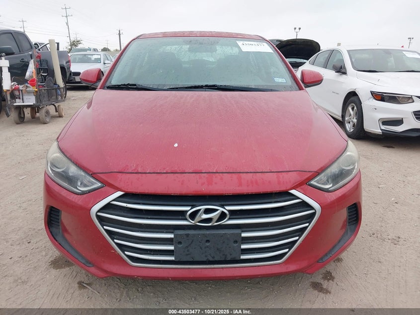 VIN 5NPD84LF3JH231688 2018 HYUNDAI ELANTRA SEL