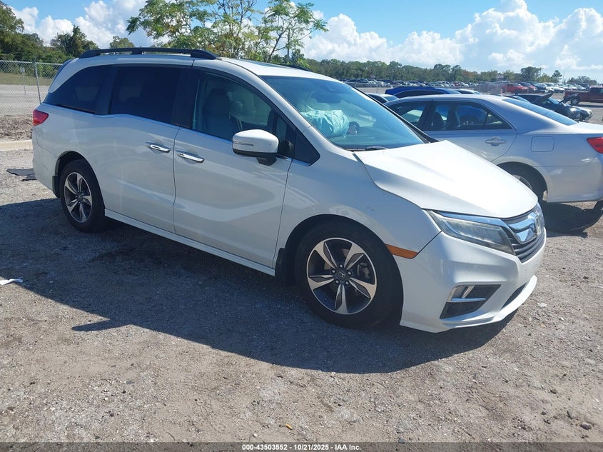 2018 HONDA ODYSSEY TOURING - 5FNRL6H84JB027099