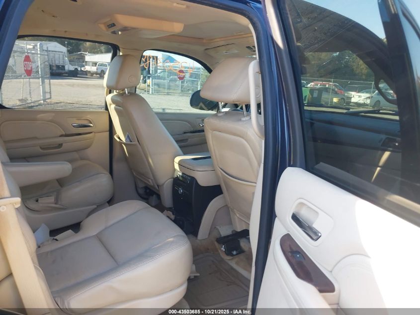 2007 Cadillac Escalade Standard VIN: 1GYFK638X7R363625 Lot: 43503685