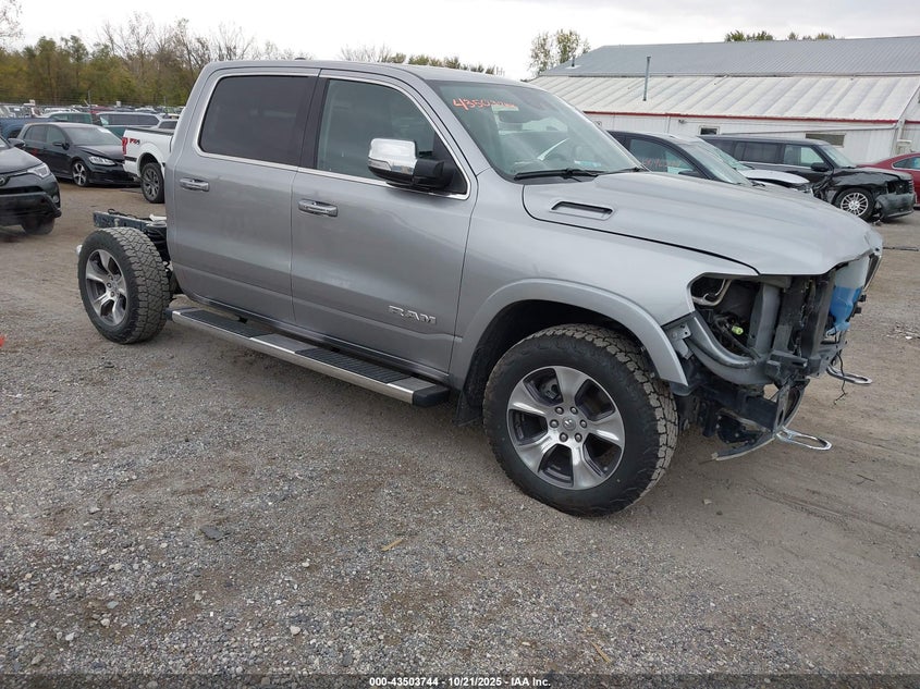 RAM 1500 LARAMIE 4X4 5 7 BOX