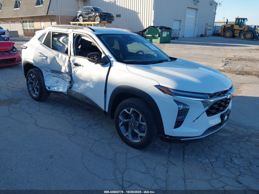 CHEVROLET TRAX FWD LT