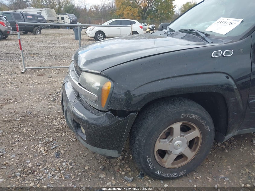 1GNDT13S652307753 2005 CHEVROLET TRAILBLAZER photo no. 6