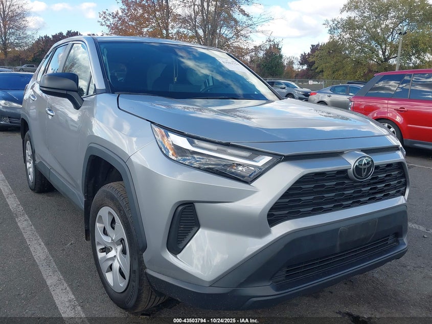TOYOTA RAV4 LE