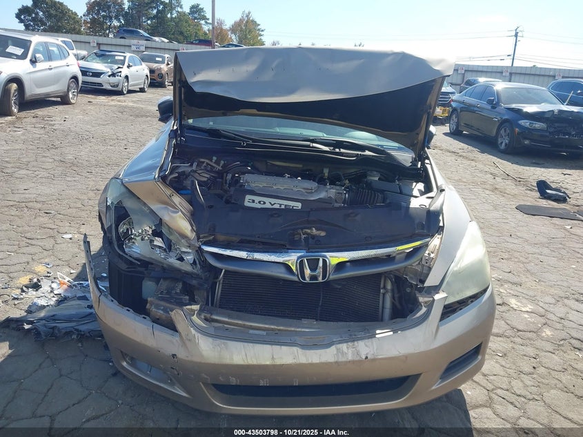 1HGCM66527A019260 2007 HONDA ACCORD photo no. 10