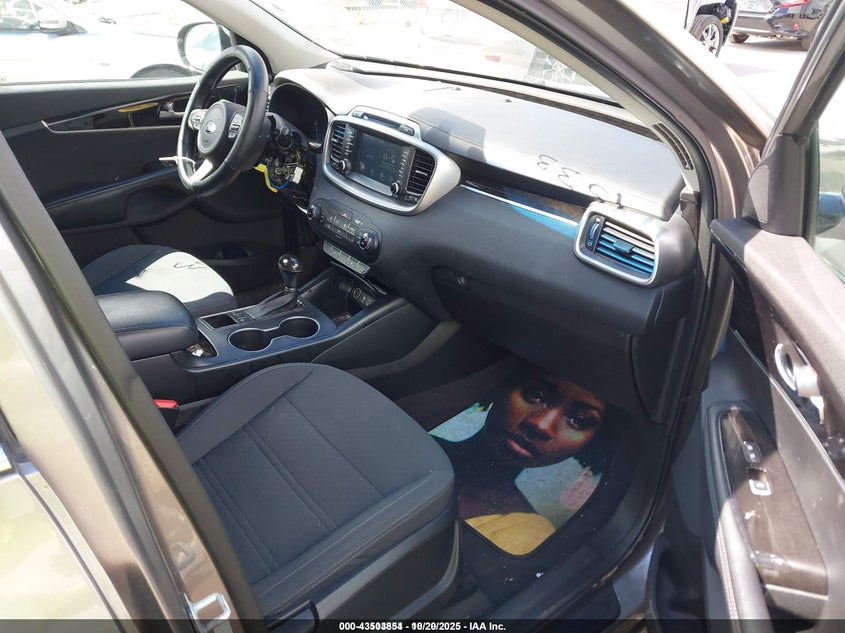 5XYPGDA57HG223430 2017 KIA SORENTO photo no. 5