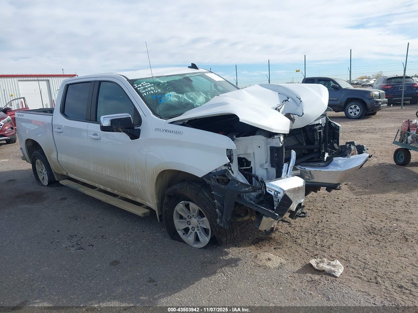 CHEVROLET SILVERADO 1500 4WD SHORT BED LT