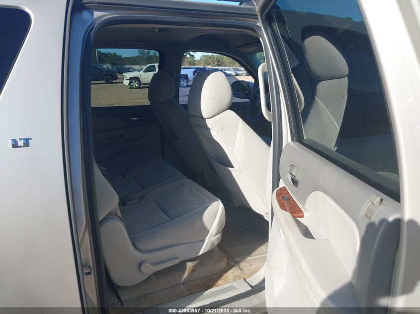 2007 Chevrolet Suburban 1500 Lt VIN: 3GNFC16027G109121 Lot: 43503957