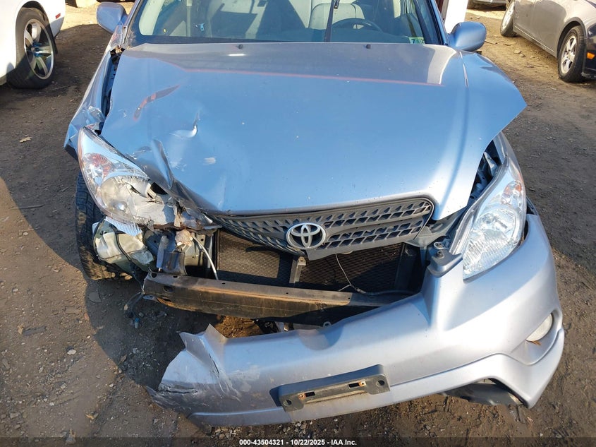 2005 Toyota Matrix Xr VIN: 2T1KR32E35C335811 Lot: 43504321