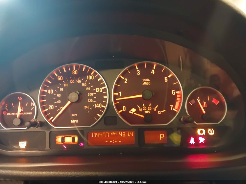 2003 BMW 330Xi VIN: WBAEW53423PG23521 Lot: 43504324