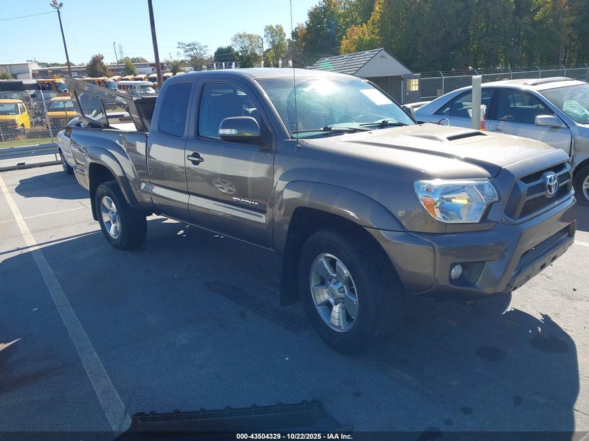 TOYOTA TACOMA BASE V6