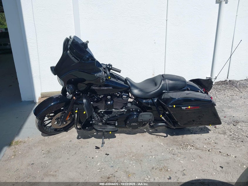 2019 HARLEY-DAVIDSON FLHXS 1HD1KRP10KB684605
