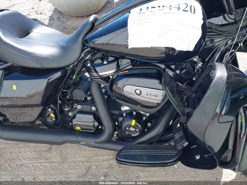 2019 HARLEY-DAVIDSON FLHXS 1HD1KRP10KB684605