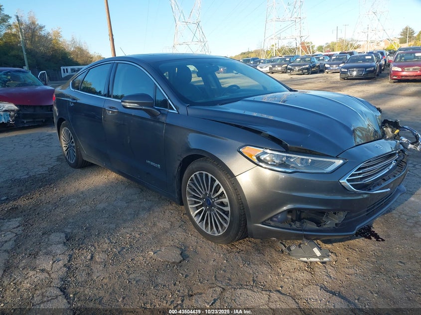 FORD FUSION HYBRID TITANIUM