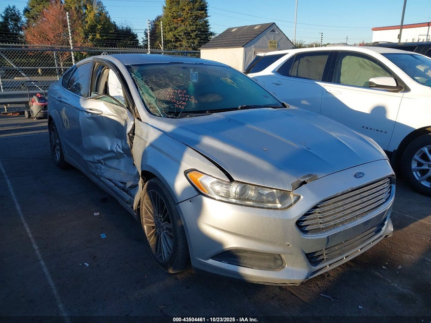 FORD FUSION SE