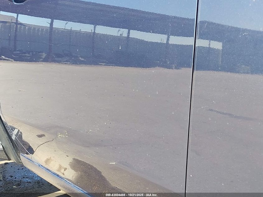 2022 GMC Sierra 2500Hd 4Wd Standard Bed Slt VIN: 1GT49NEY5NF305940 Lot: 43504488