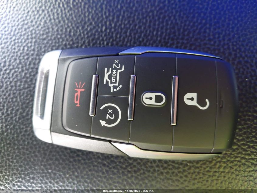 2025 Ram 1500 VIN: 1C6RREFG7SN740902 Lot: 43504537