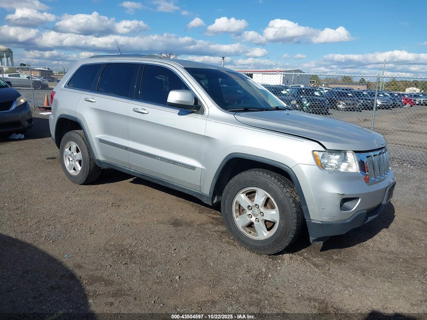 JEEP GRAND CHEROKEE LAREDO