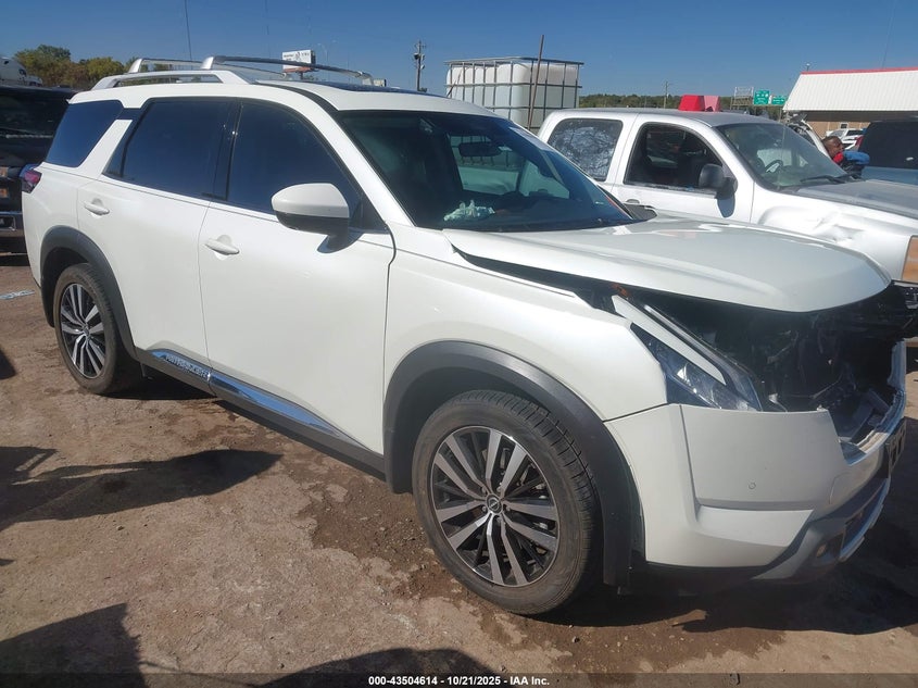 NISSAN PATHFINDER PLATINUM 4WD