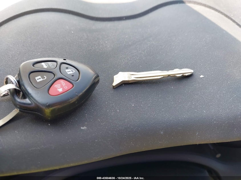 2013 TOYOTA COROLLA LE - 5YFBU4EE6DP122141