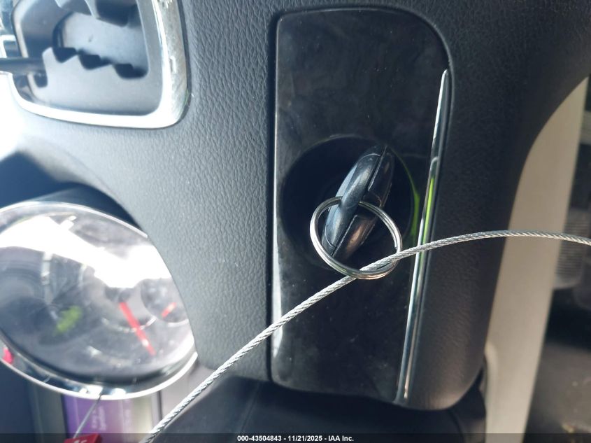 2015 Chrysler Town & Country Touring VIN: 2C4RC1BG1FR739469 Lot: 43504843