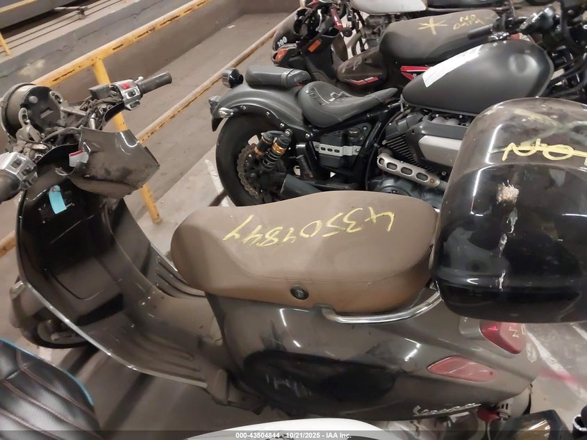 2020 VESPA PRIMAVERA50 4VIE ZAPCAV6B8L5100076