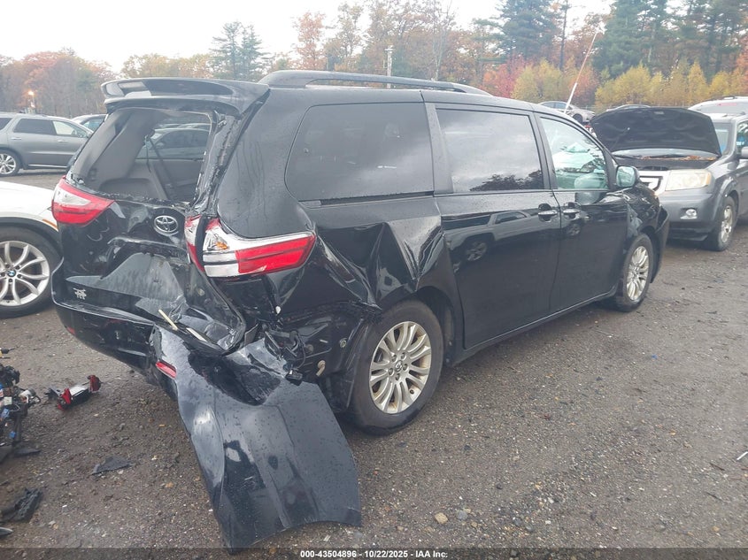 2017 TOYOTA SIENNA XLE 8 PASSENGER 5TDYZ3DC5HS862427