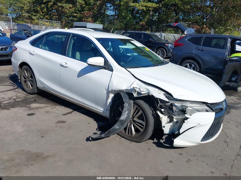 2015 TOYOTA CAMRY SE - 4T1BF1FK2FU037179