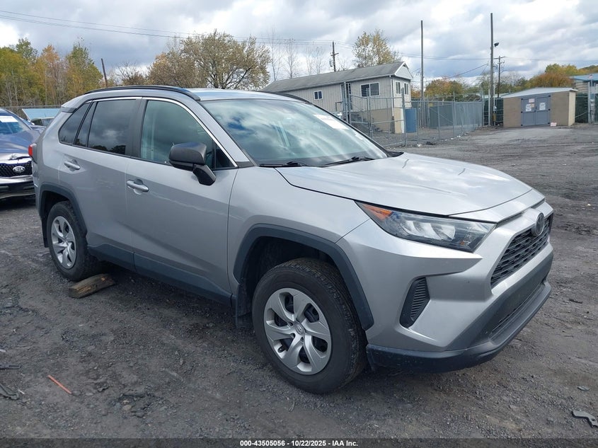 TOYOTA RAV4 LE