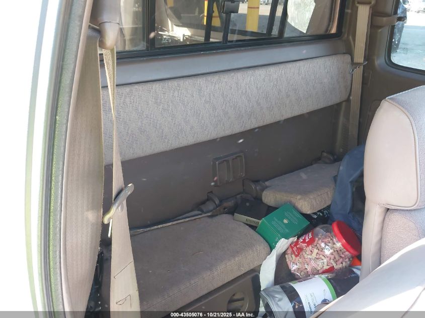 1998 Toyota Tacoma Base V6 VIN: 4TAWN72N9WZ147933 Lot: 43505076