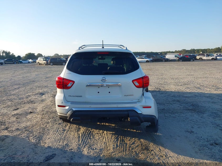 2017 NISSAN PATHFINDER PLATINUM 5N1DR2MN4HC615634