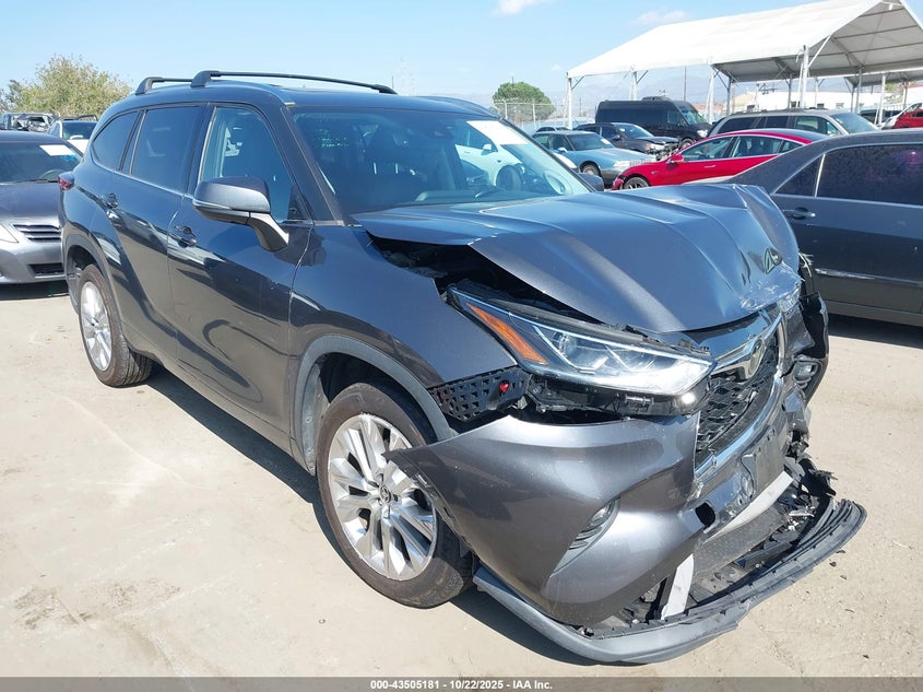 TOYOTA HIGHLANDER LIMITED