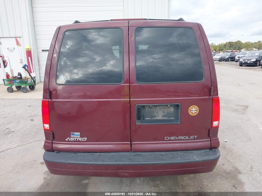 1GNDM19X22B129965 2002 CHEVROLET ASTRO photo no. 17
