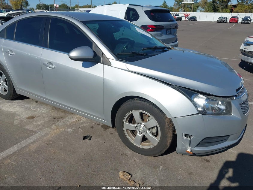 CHEVROLET CRUZE 1LT AUTO