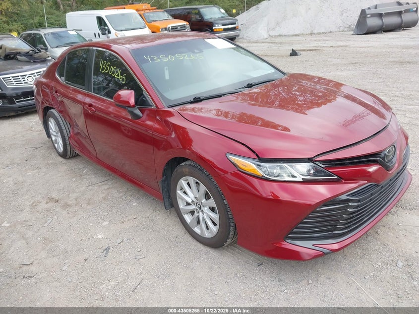 TOYOTA CAMRY LE