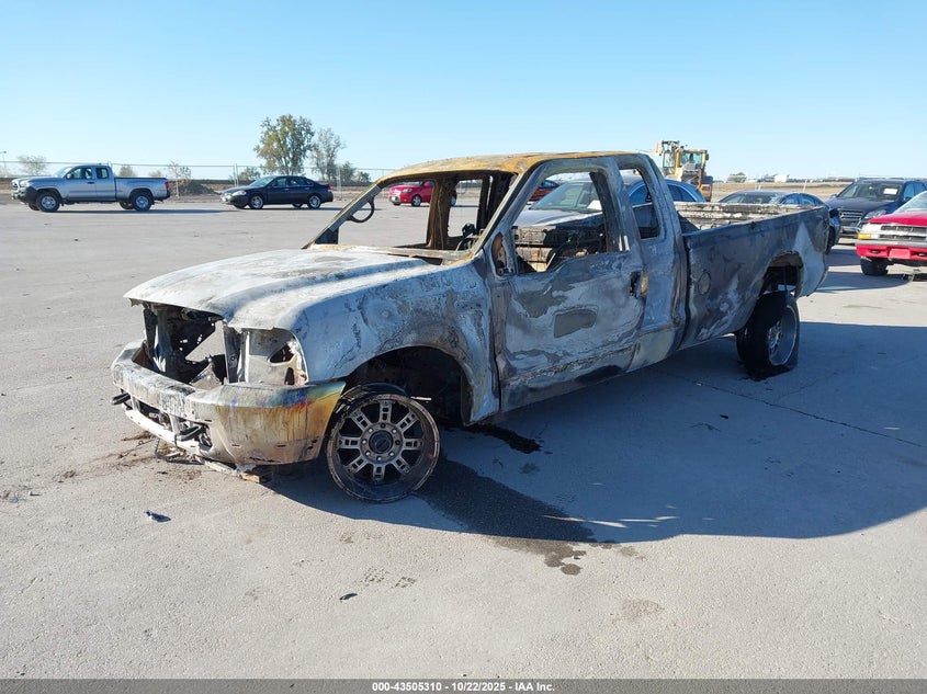 1FTNX21F31EB00016 2001 FORD F250 photo no. 2