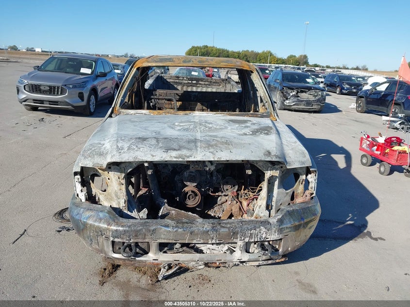 2001 Ford F-250 Lariat/Xl/Xlt VIN: 1FTNX21F31EB00016 Lot: 43505310