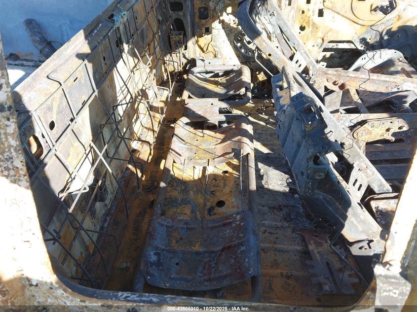 2001 Ford F-250 Lariat/Xl/Xlt VIN: 1FTNX21F31EB00016 Lot: 43505310