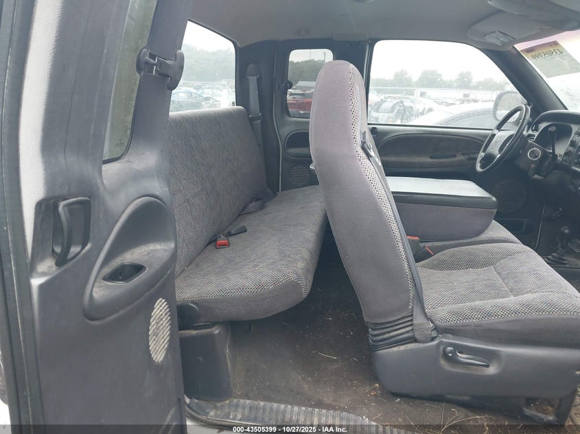 2000 Dodge Ram 1500 St VIN: 1B7HF13Z8YJ169237 Lot: 43505399