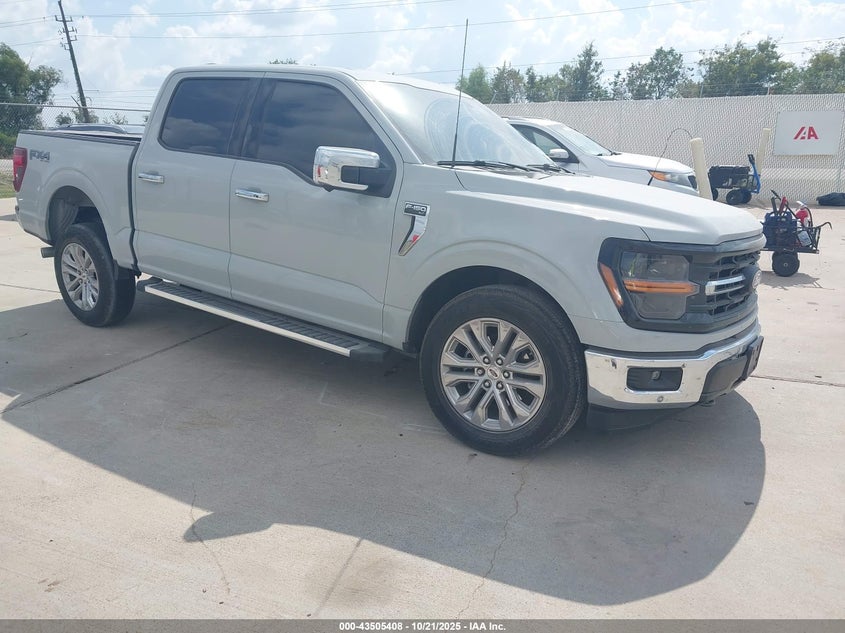 FORD F-150 XLT