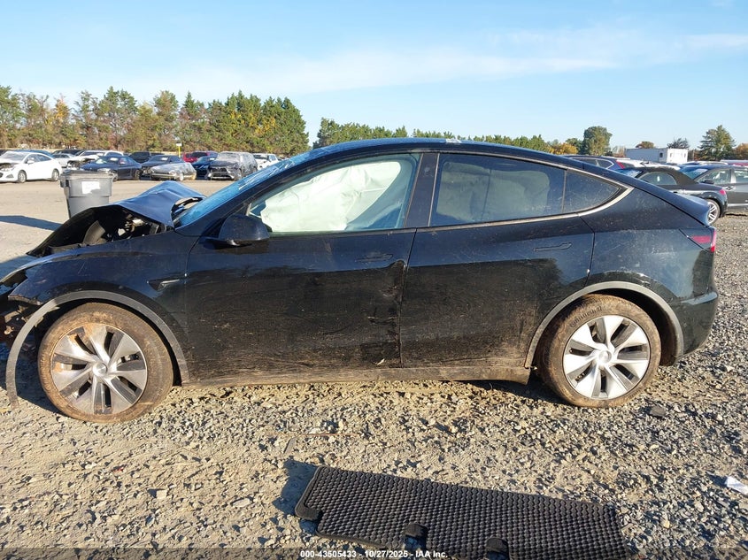 2020 Tesla Model Y Long Range Dual Motor All-Wheel Drive VIN: 5YJYGDEE1LF047831 Lot: 43505433